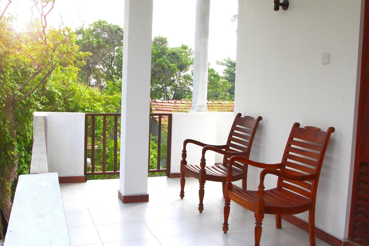 Himawari Beach Villa Matara Ngoại thất bức ảnh